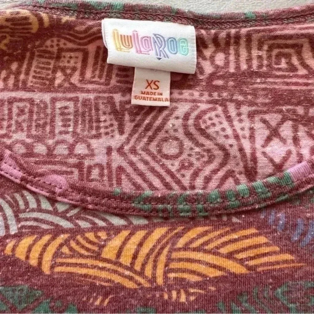 NEW Lularoe SS Tunic Irma Top Sz XS Poly Cotton Rayon Spandex Bust - Picture 2 of 10
